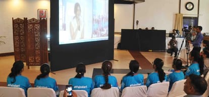 Girls questions to Priyanka Chopra in Amar Ujala Foundation program 