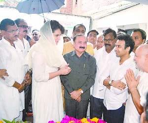 Congress leader Uma Shankar Mishra aide of Indira Gandhi's passed away