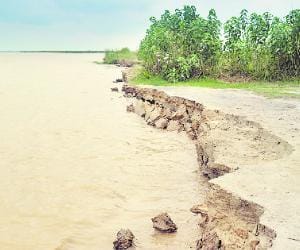 Sarayu has exceeded the warning point, start offloading