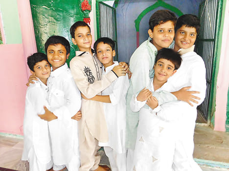 Shiite Muslims celebrated Eid in a lively atmosphere