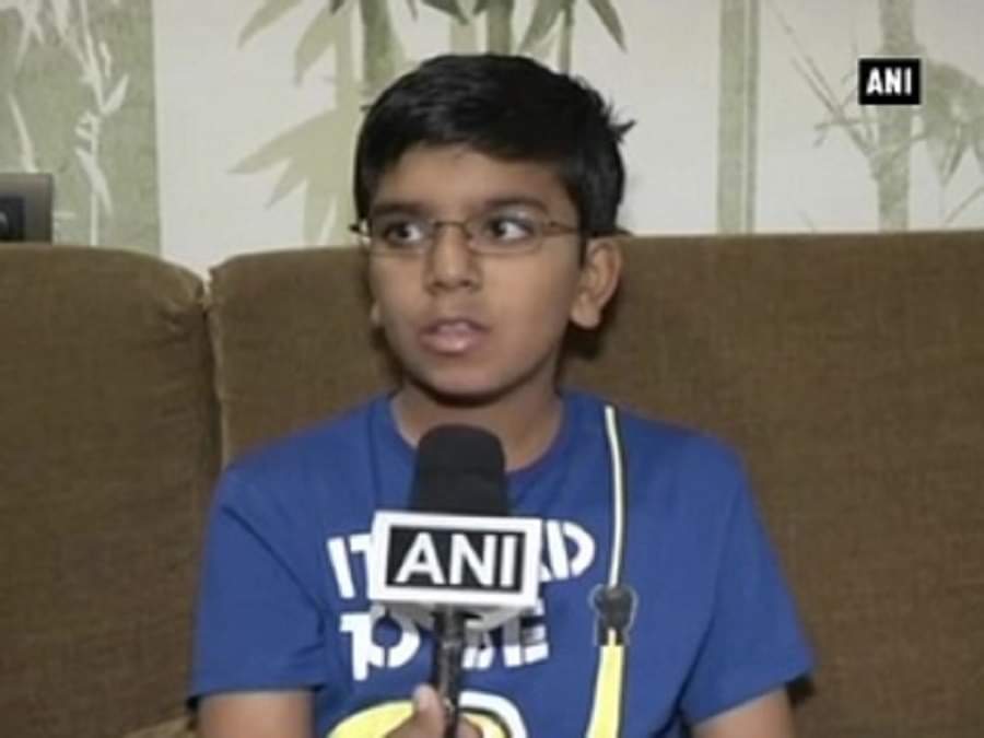 अखिलेश चंद्रोकर 