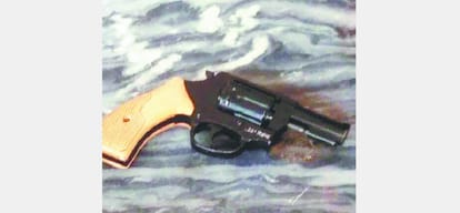 Sharp weapons recovered from two vehicles at una, 9 punjabi youth arrested.