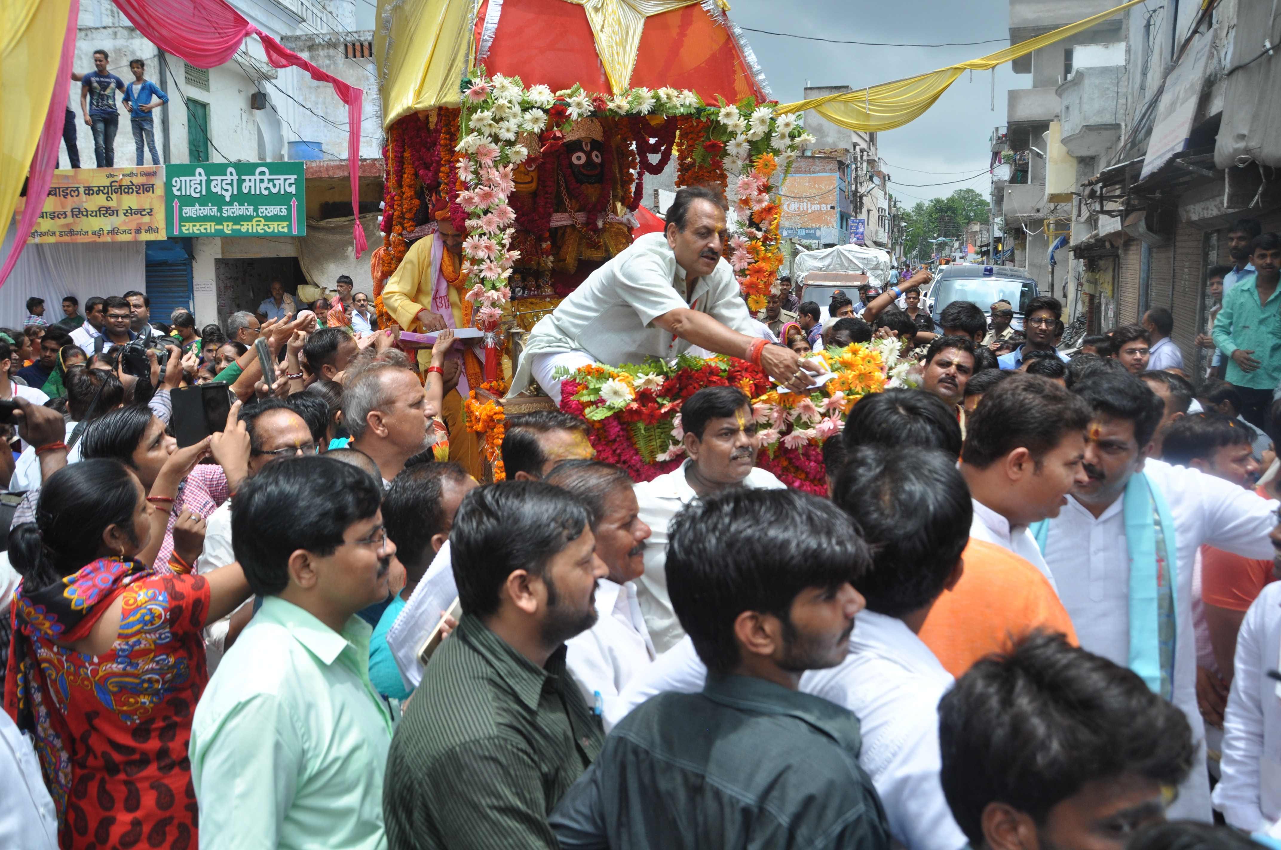 jagannath yatra pictures of lucknow