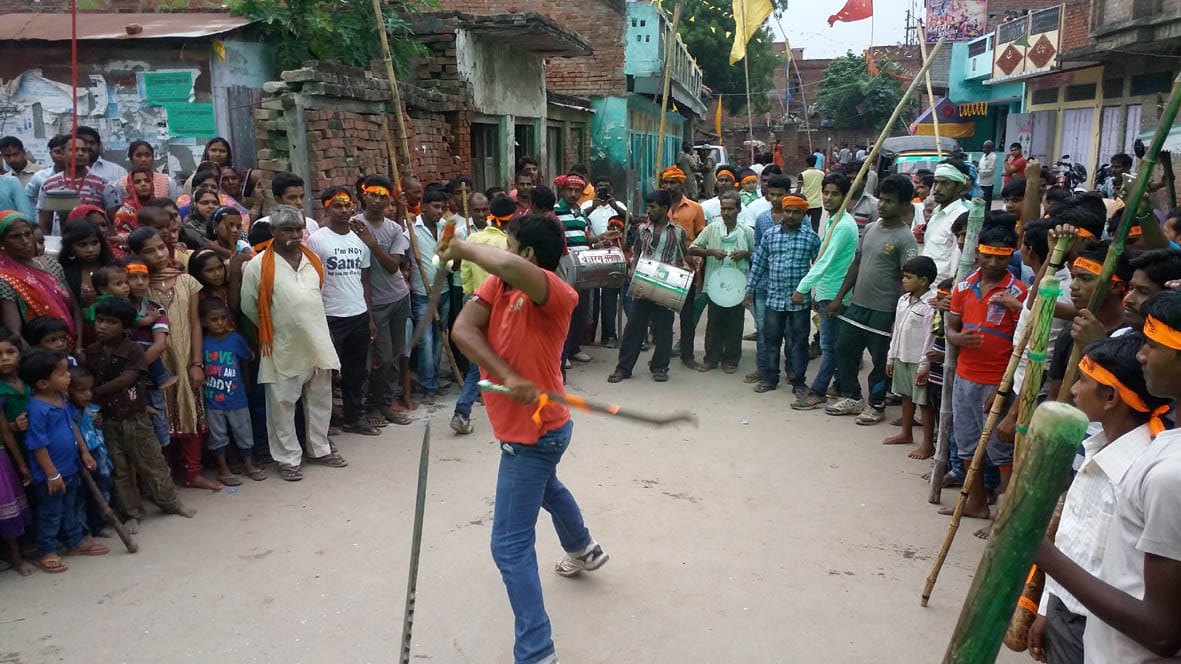 Mahaviri jhanda julus