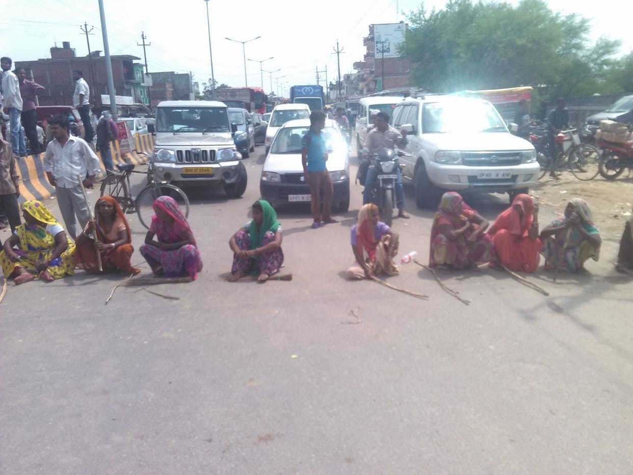  missing man's family protest against police