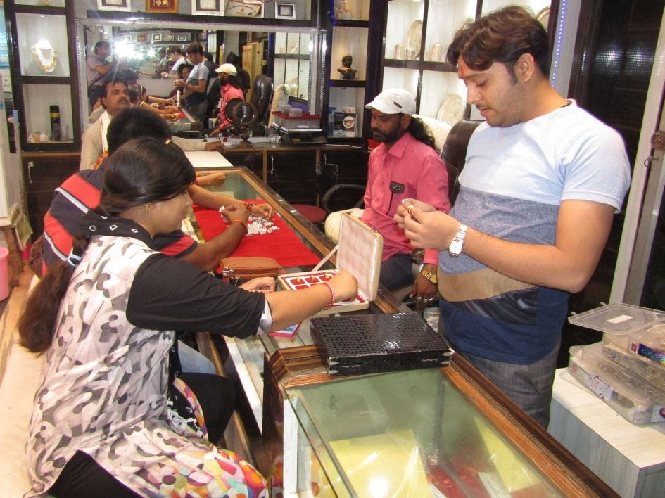 Silver foil, a record surge of Rs 2155