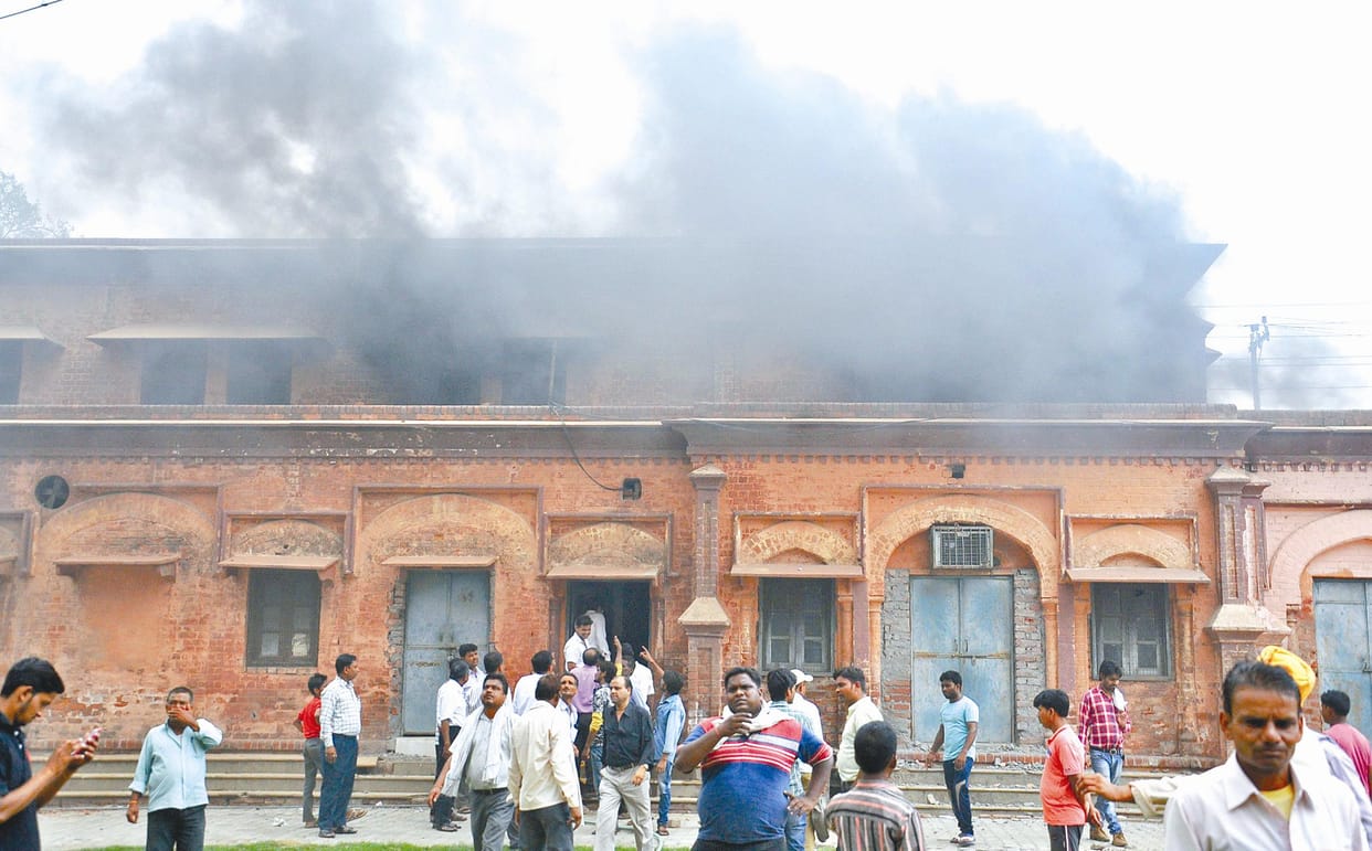 fire in SN's pharmacy department lab 
