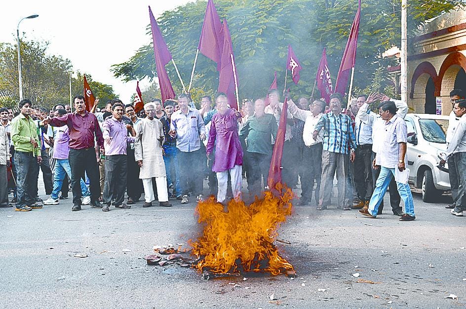 train drivers declare strike on 11 july 