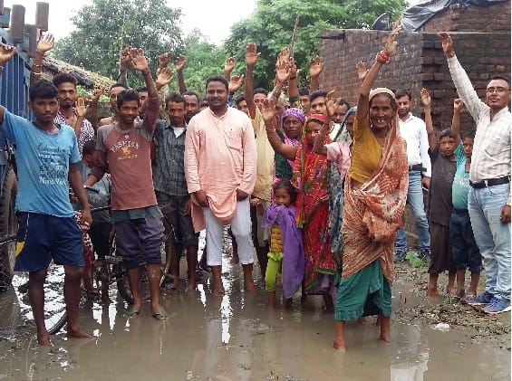 Annoying people from waterlogging