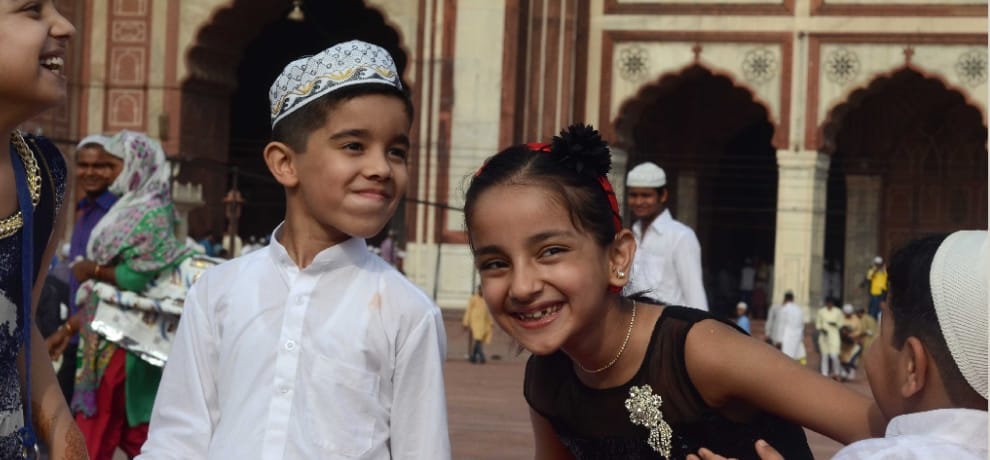 eid celebrated in delhi in this way, lakhs people gathered in mosque