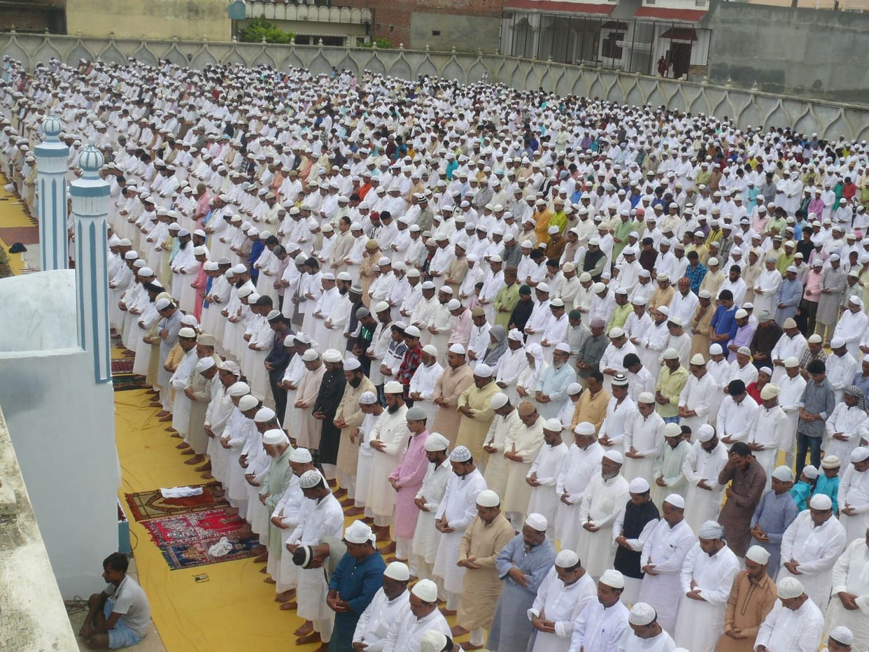  Eid greetings from city to countryside