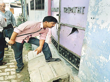 The forensic team found evidence of bomb