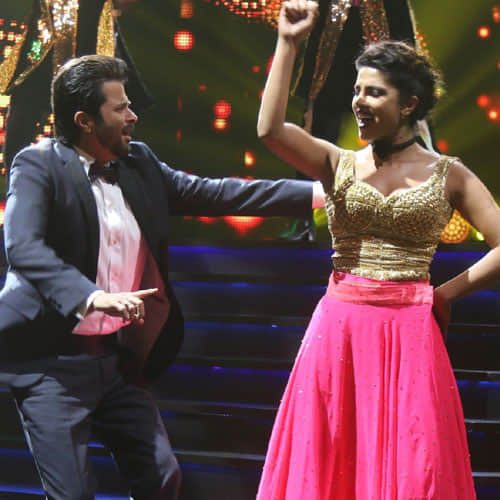 these international girls have fire on iifa stage