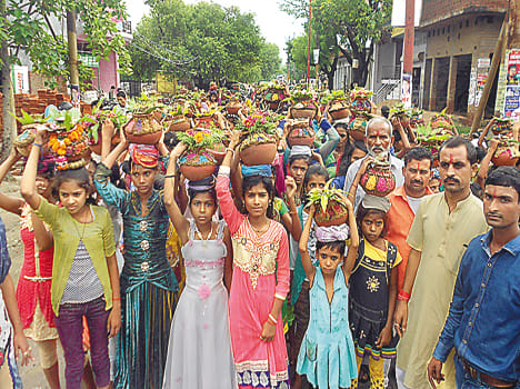 Lord Sri Veera Hanuman appeared with court