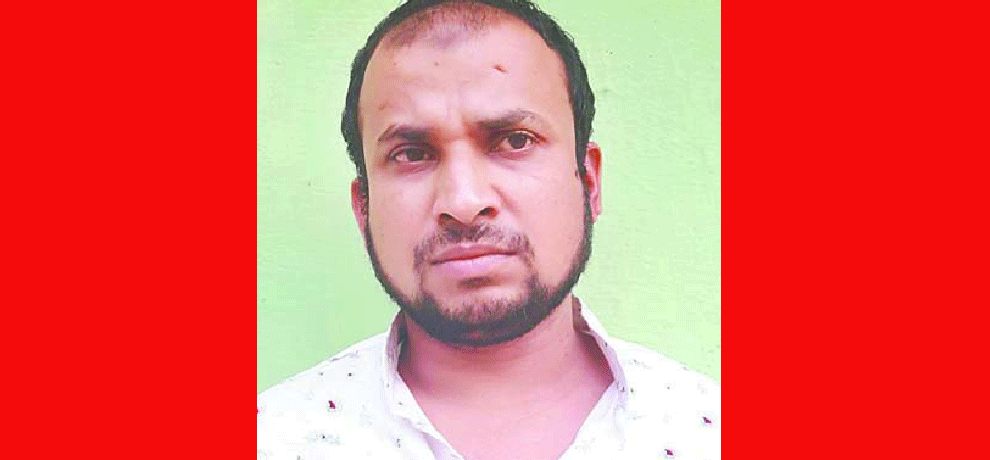 man who sends obscene messages to 1500 women arrested