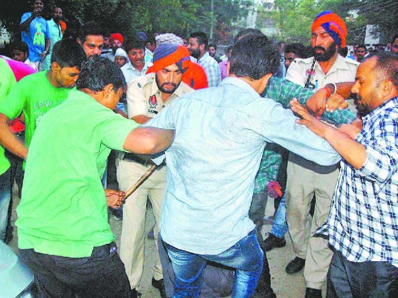 mohali Midnapore chowk, animal meat, two parson arrested