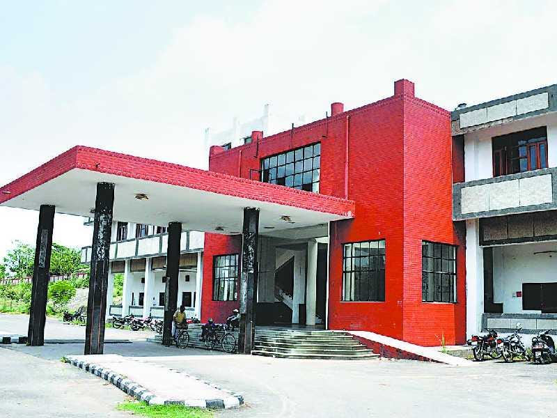 mohali railway station, traveler saced problam