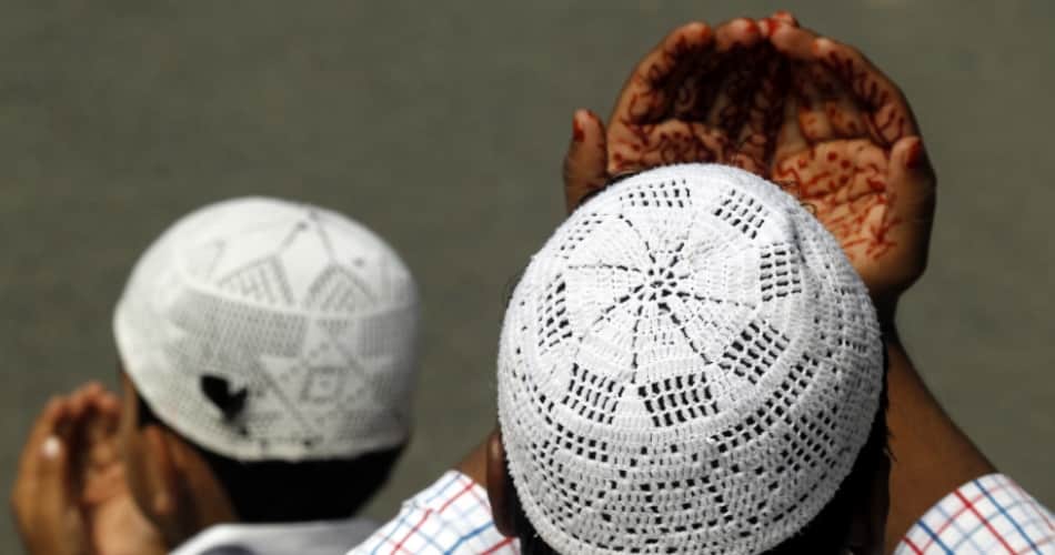 amazing story of sikh and muslim family friendship, sikh constructed the mosque in village