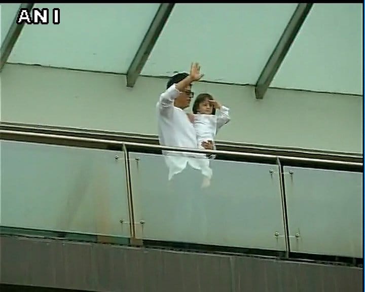 Shah Rukh Khan with his son AbRam at their Mumbai residence on  EidulFitr