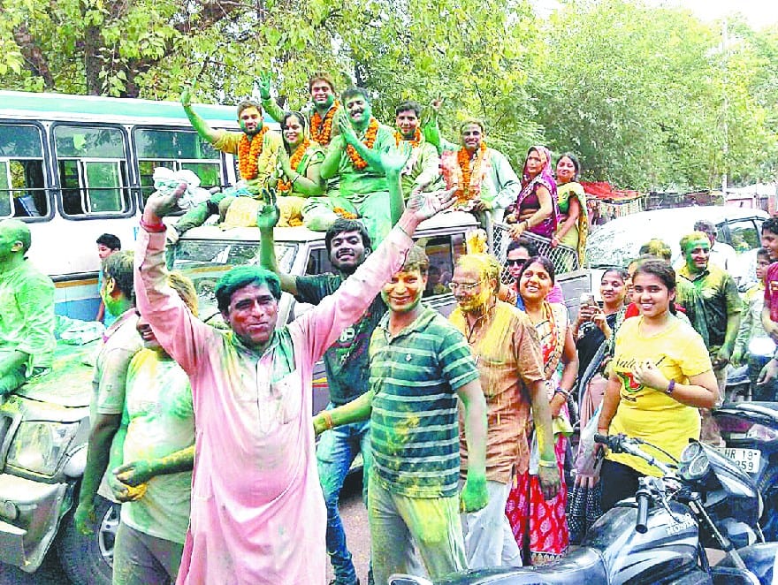 Reena Chairmen and Ramesh voice Chairmen in mahedergard, in narnaul news