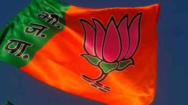 BJPs groupism in  Mayor election 