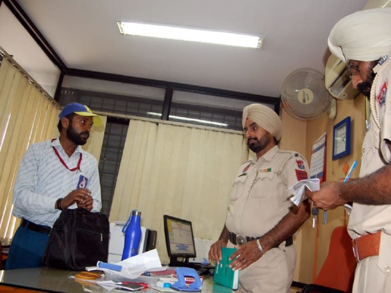 fraud, bank cash fraud in bhatinda, bhatinda fraud