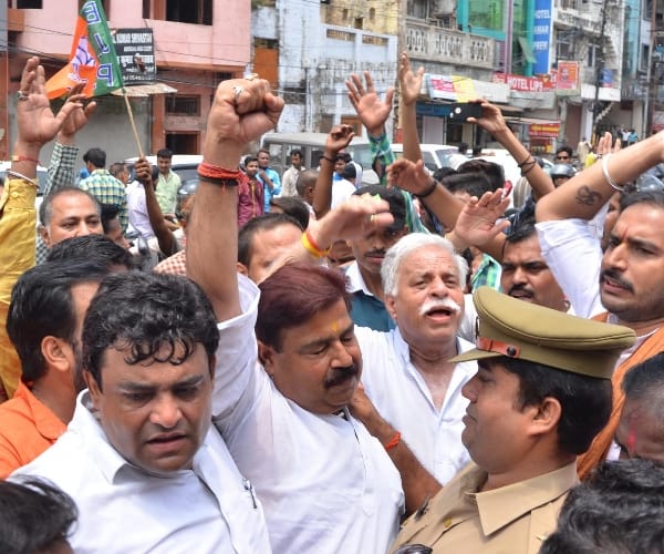 BJP protests on police station in Uttar Pradesh.