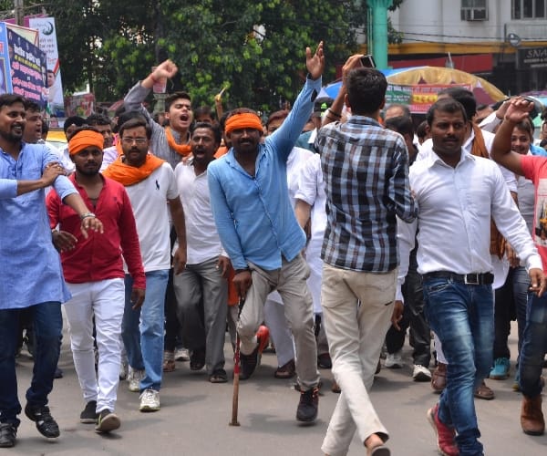 BJP protests on police station in Uttar Pradesh.