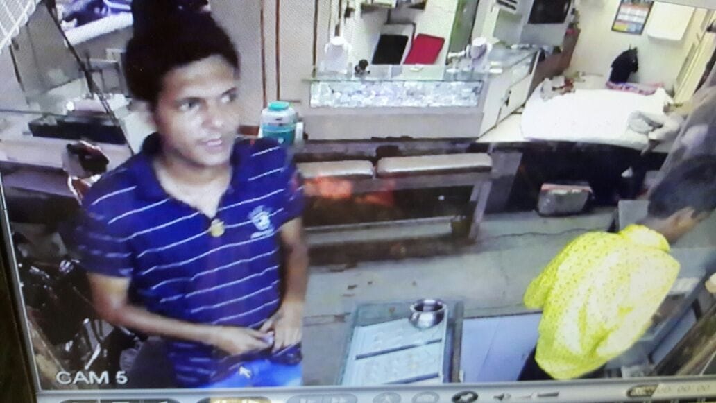 jwellers, theft, jwellery, chain, haryana, cctv, arrest, haryana, rohtak