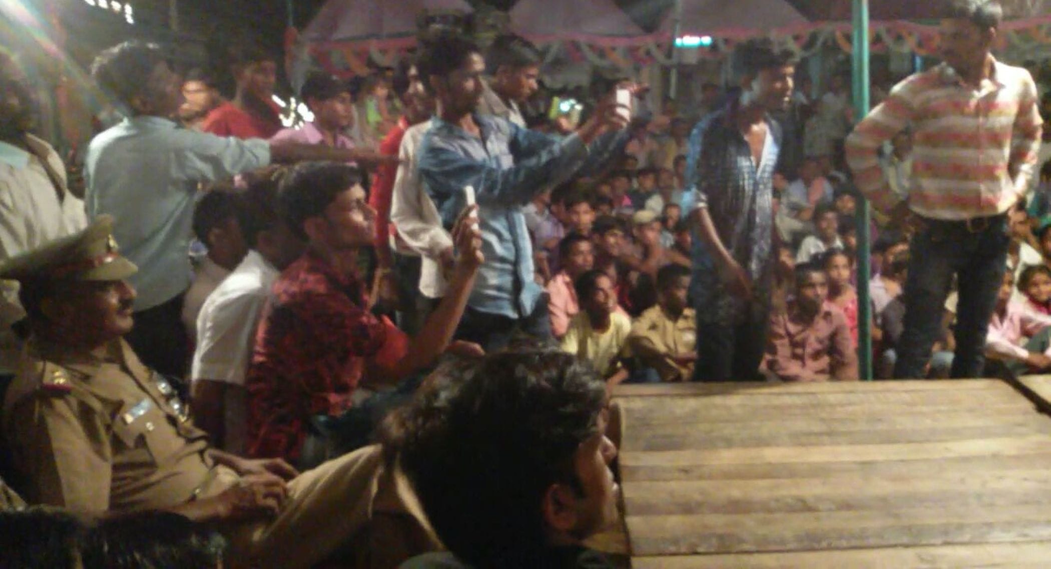 cop suspended in sitapur after dance video going viral