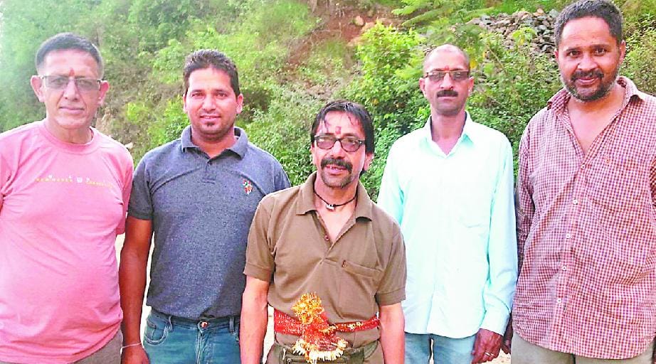kambdiya bring gangajal from gangotry
