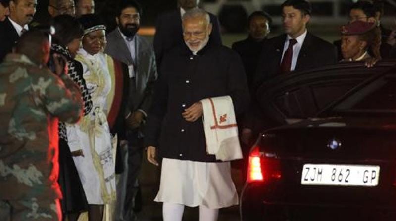 पीएम मोदी पहुंचे प्रीटोरिया