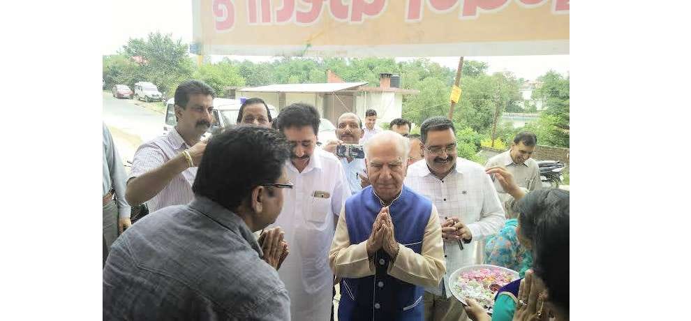 mp shanta kumar verbal attack on himachal govt
