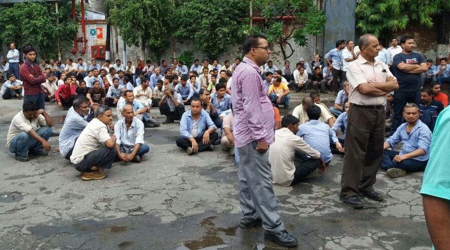 United Spirits factory employee killed, Hungama
