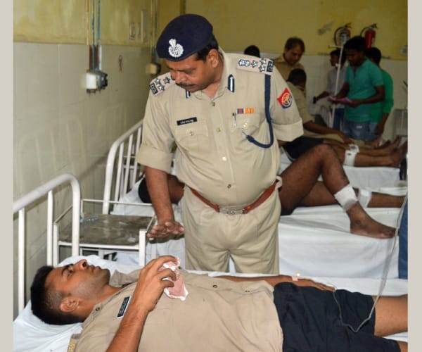 pac soldiers injured in bus accident
