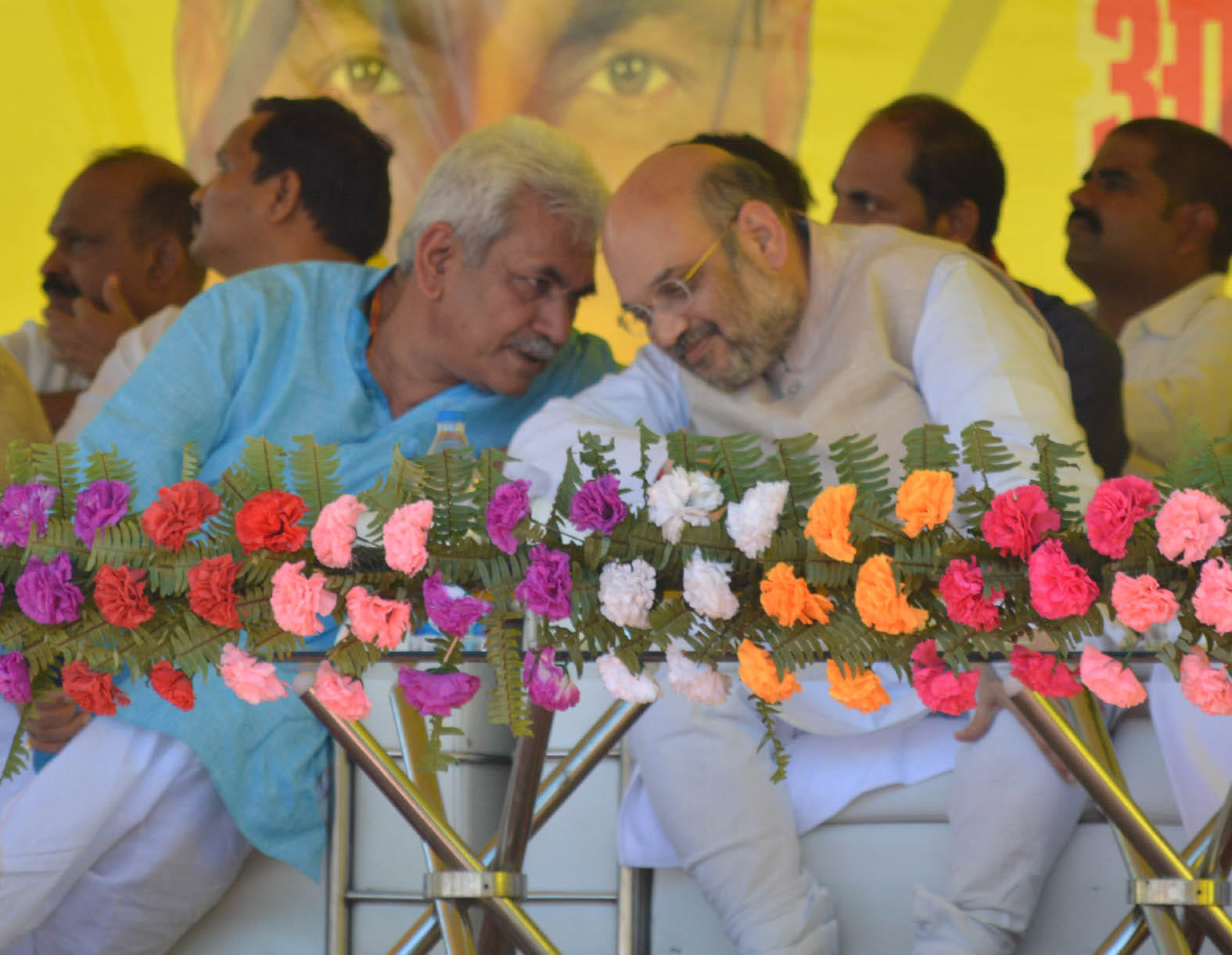 In Mau rally Amit Shah targets SP-BSP.