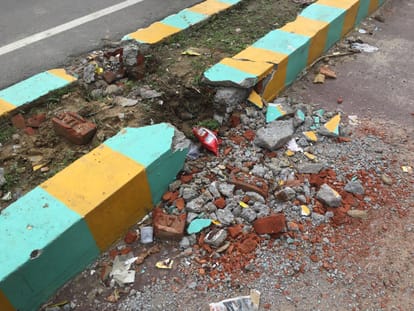 je suspended on bad condition of cycle track