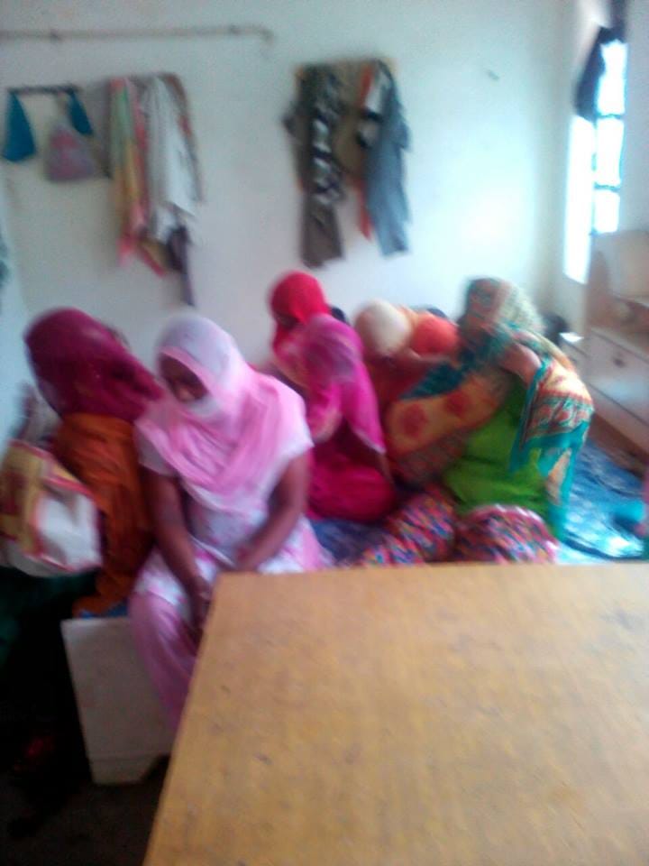 sex racket busted in dabwali, twelve people caught include six ladies at dabwali