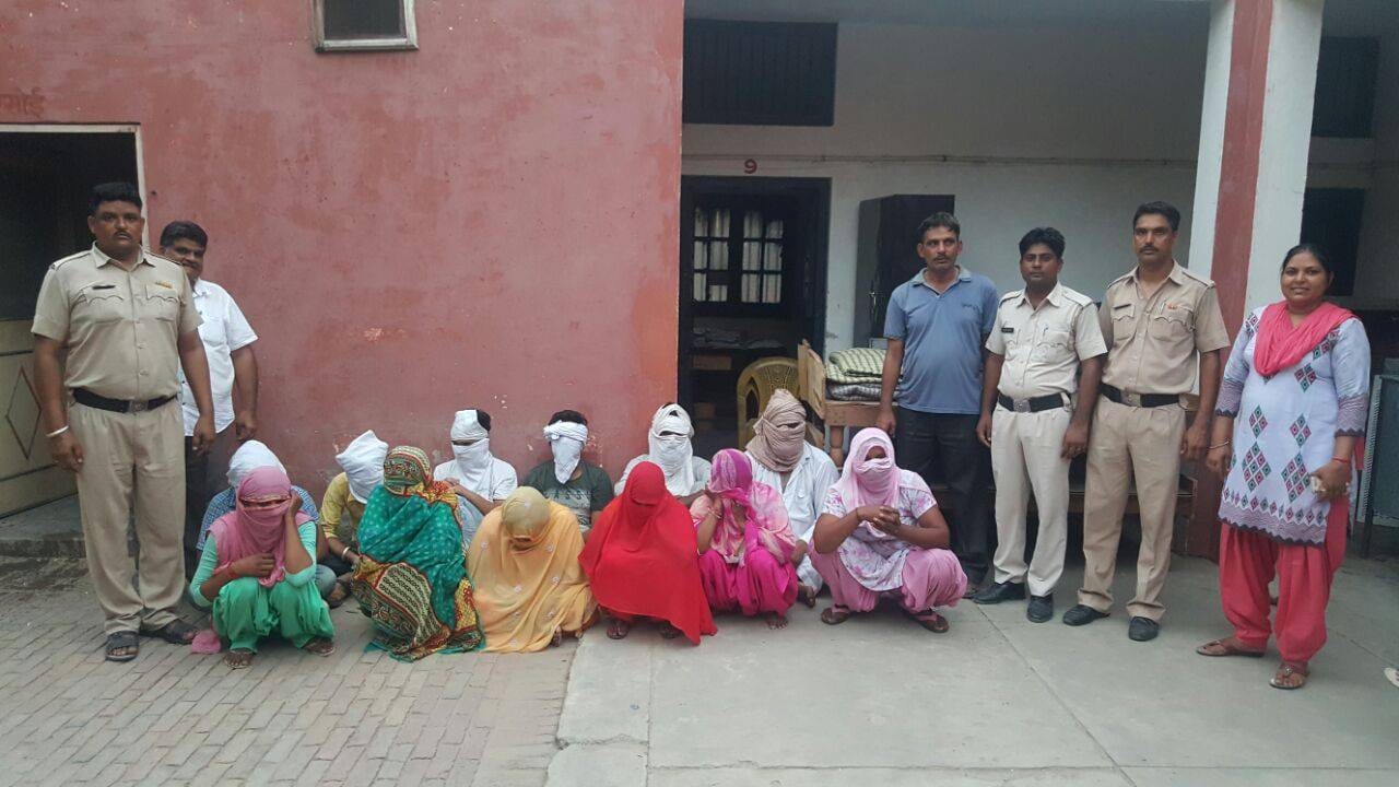 sex racket busted in dabwali, twelve people caught include six ladies at dabwali