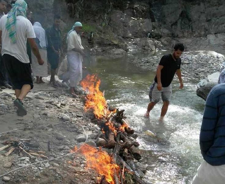 The bodies have not been to the funeral effigies