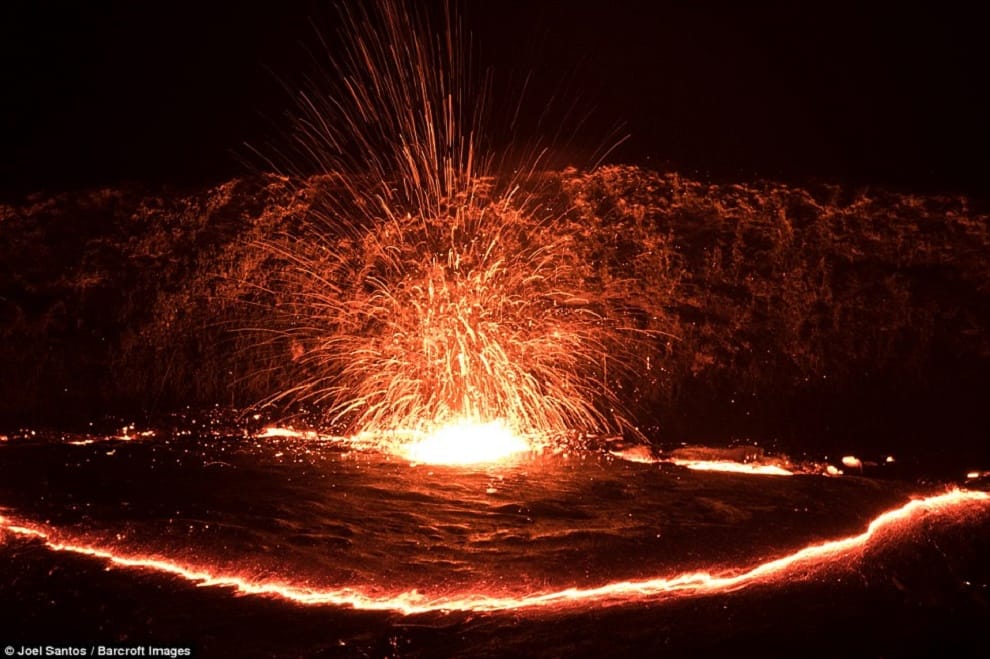daring photographer captures rare images of lava lake  