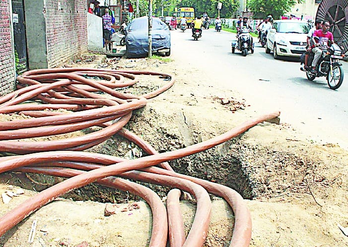 Omitted on the streets dug pits