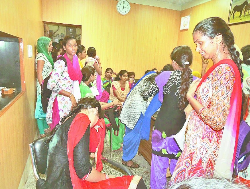 narnaul news, college admission process, girl student, fee deposit, unconsious