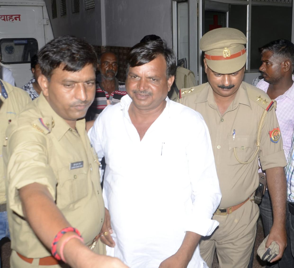 akhilesh yadav terminated vijay bahadur yadav from sp