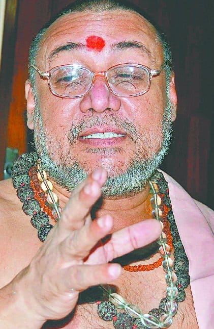 Toughen laws against terrorism center