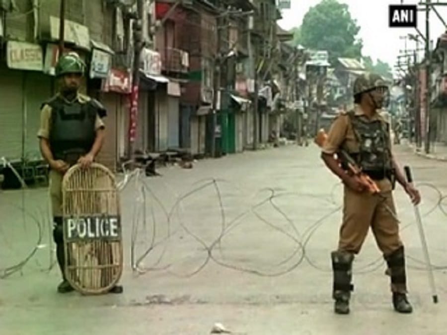 risk of migration of the Kashmiri Pandits in the kashmir Valley