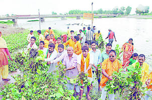 Shukrtal Gangaghat run on clean-up operation