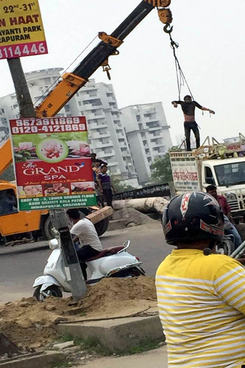 Humane shame! crane taken from the body of the canal in the air