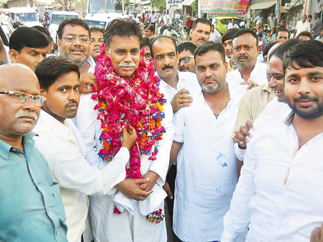 Maurya , leaving no difference Pdta- Dinkar Chaudhary