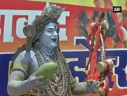 City of Sangam hosts mango fest 